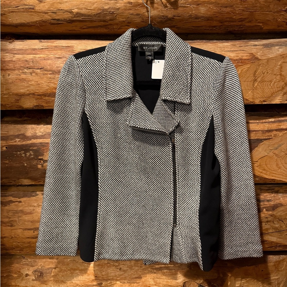 🖤Very Nice Wool Blend St. John Black and White Knit Blazer